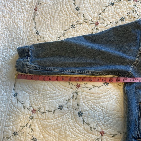 20% OFF BUNDLES! Levi’s Jean Jacket. Blue. Large 16/18 - Picture 12 of 13